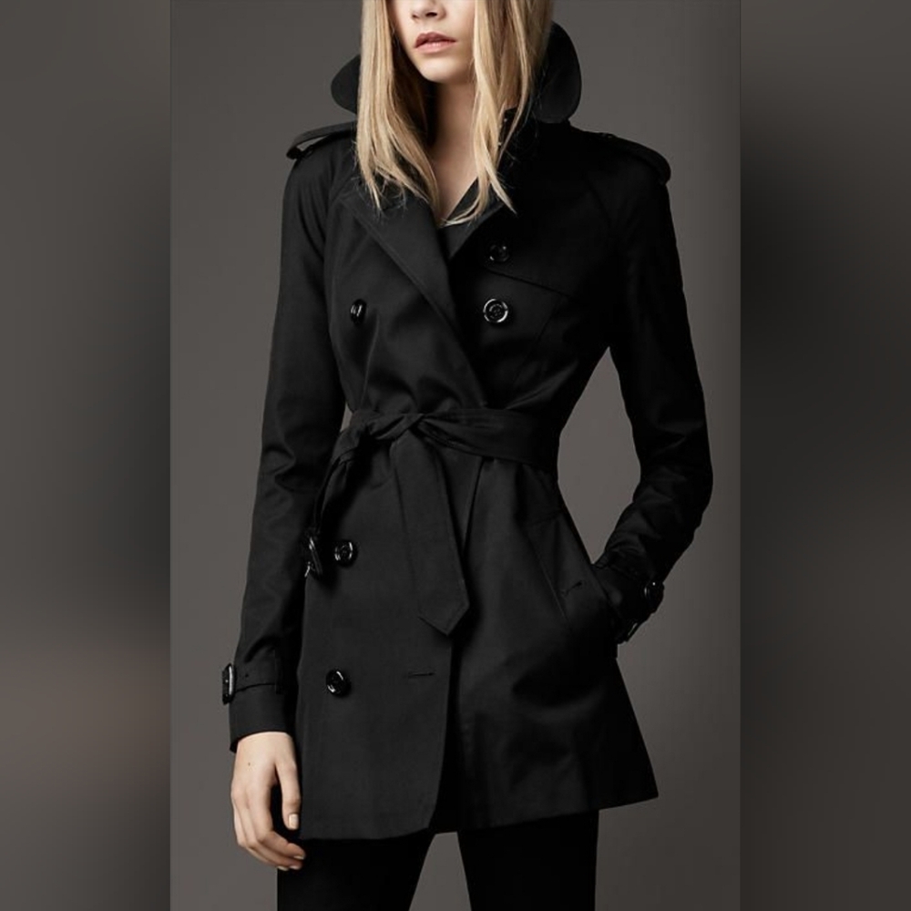 ♥️ BURBERRY Trench Coat